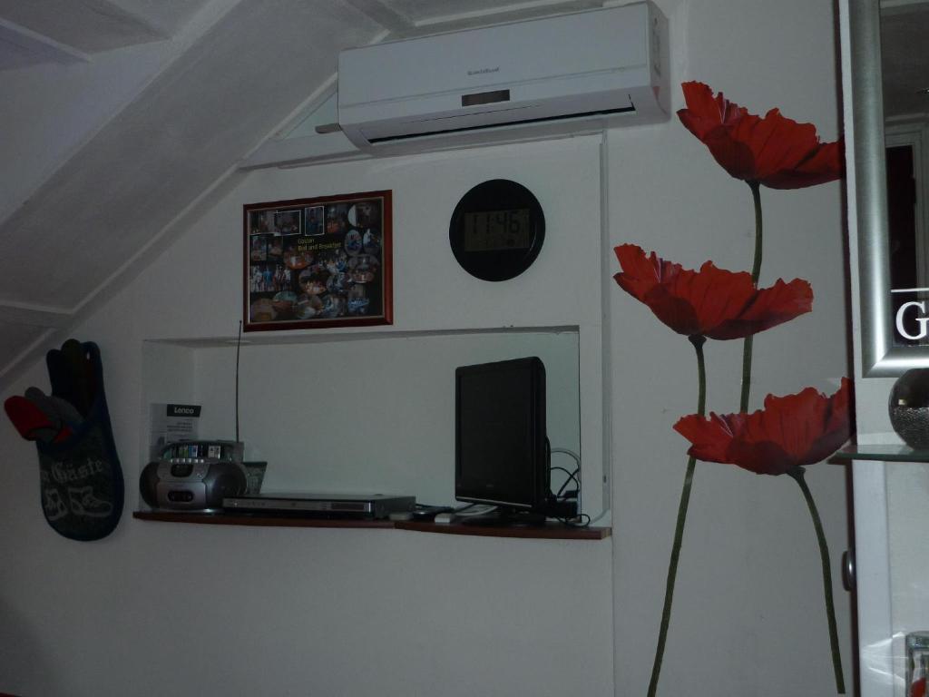 Tonnie'S Bed And Breakfast Kerkrade Δωμάτιο φωτογραφία